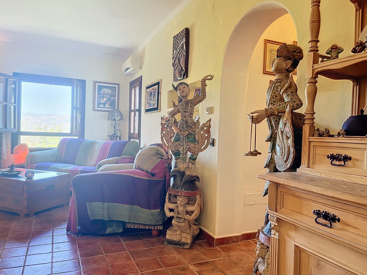 Te koop Finca - Cortijo Costa Del Sol Comares € 324.000,-