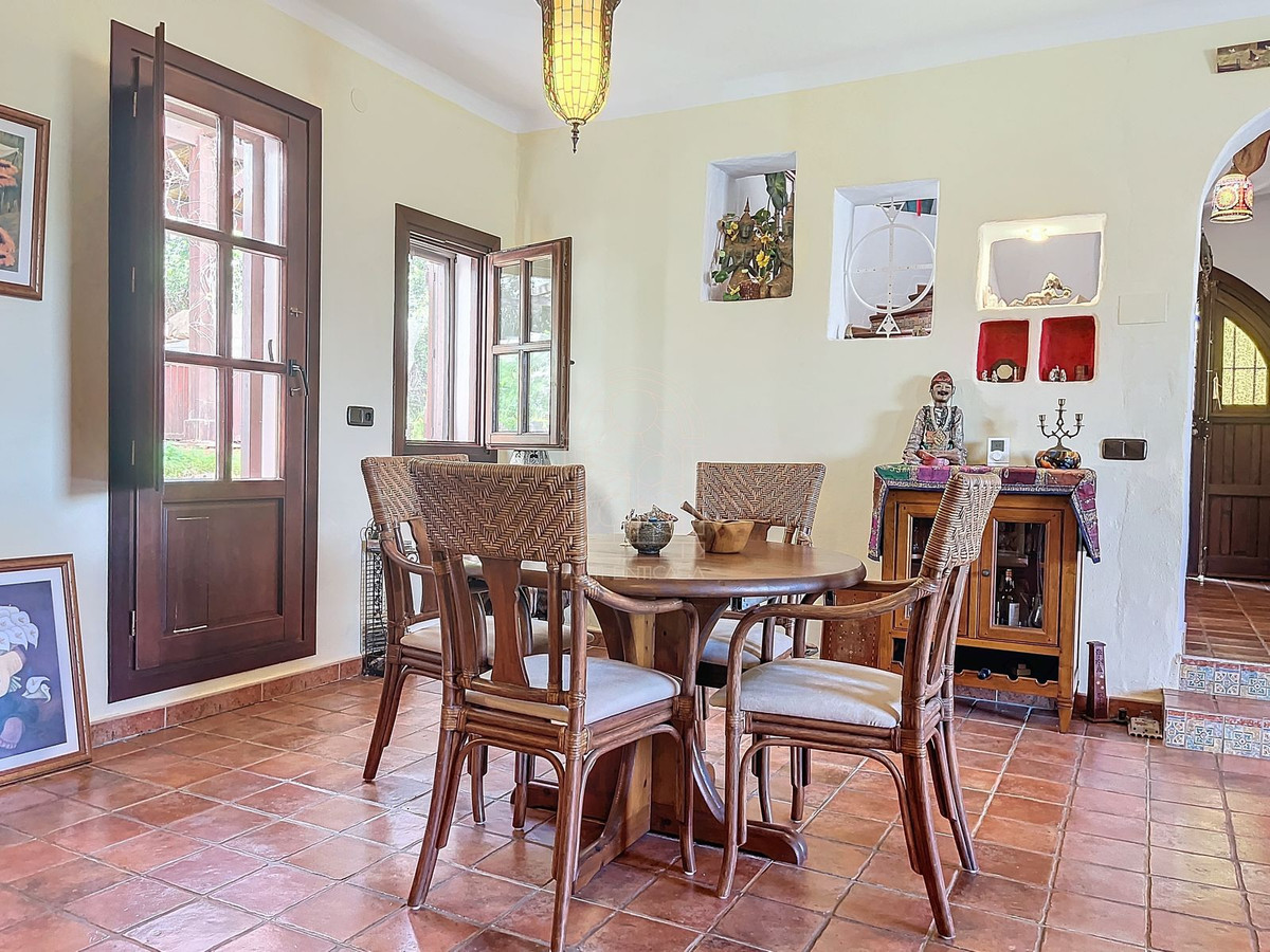 Te koop Finca - Cortijo Costa Del Sol Comares € 324.000,-