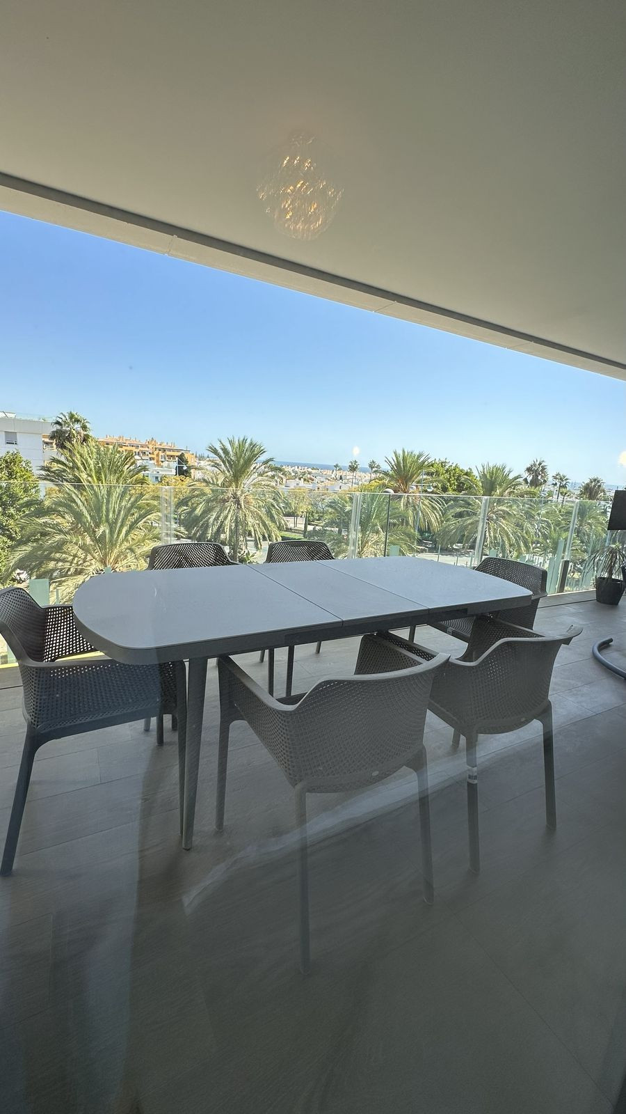 Te koop Middle Floor Apartment Costa Del Sol San Pedro De Alcántara € 1.075.000,-
