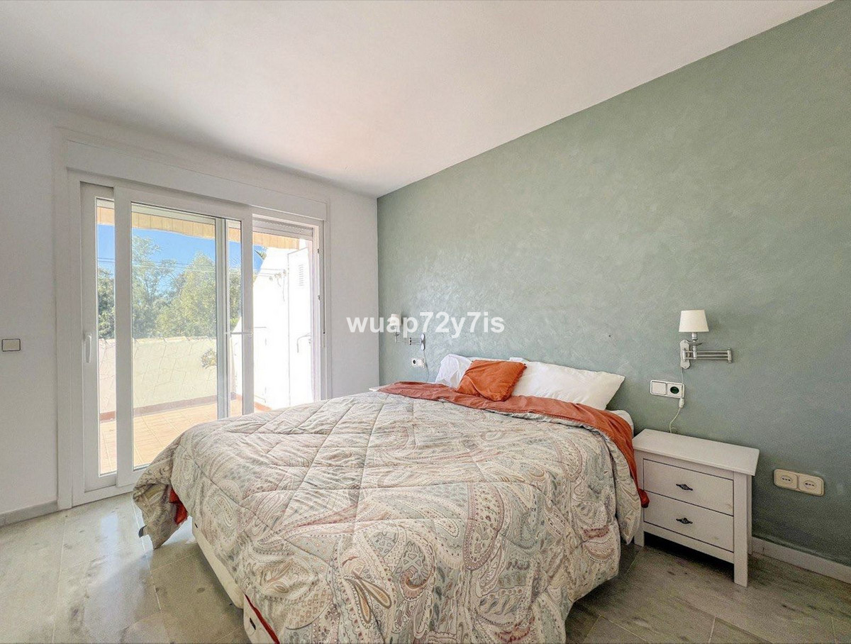 Te koop Herenhuis Costa Del Sol El Paraiso € 675.000,-