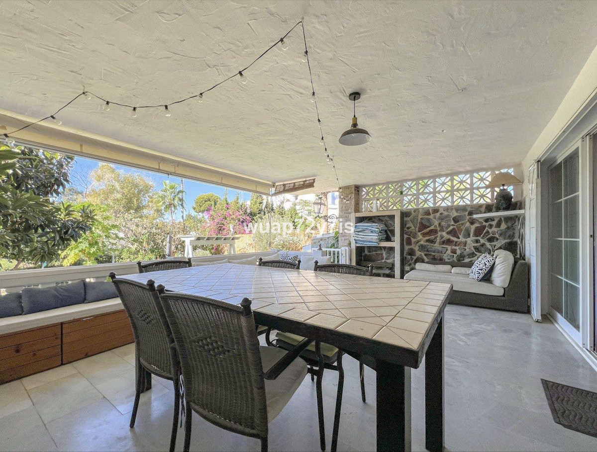 Te koop Herenhuis Costa Del Sol El Paraiso € 675.000,-