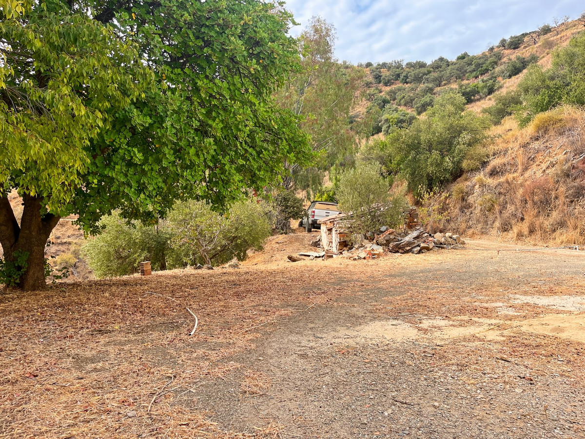 Te koop Finca - Cortijo Costa Del Sol Málaga € 194.500,-