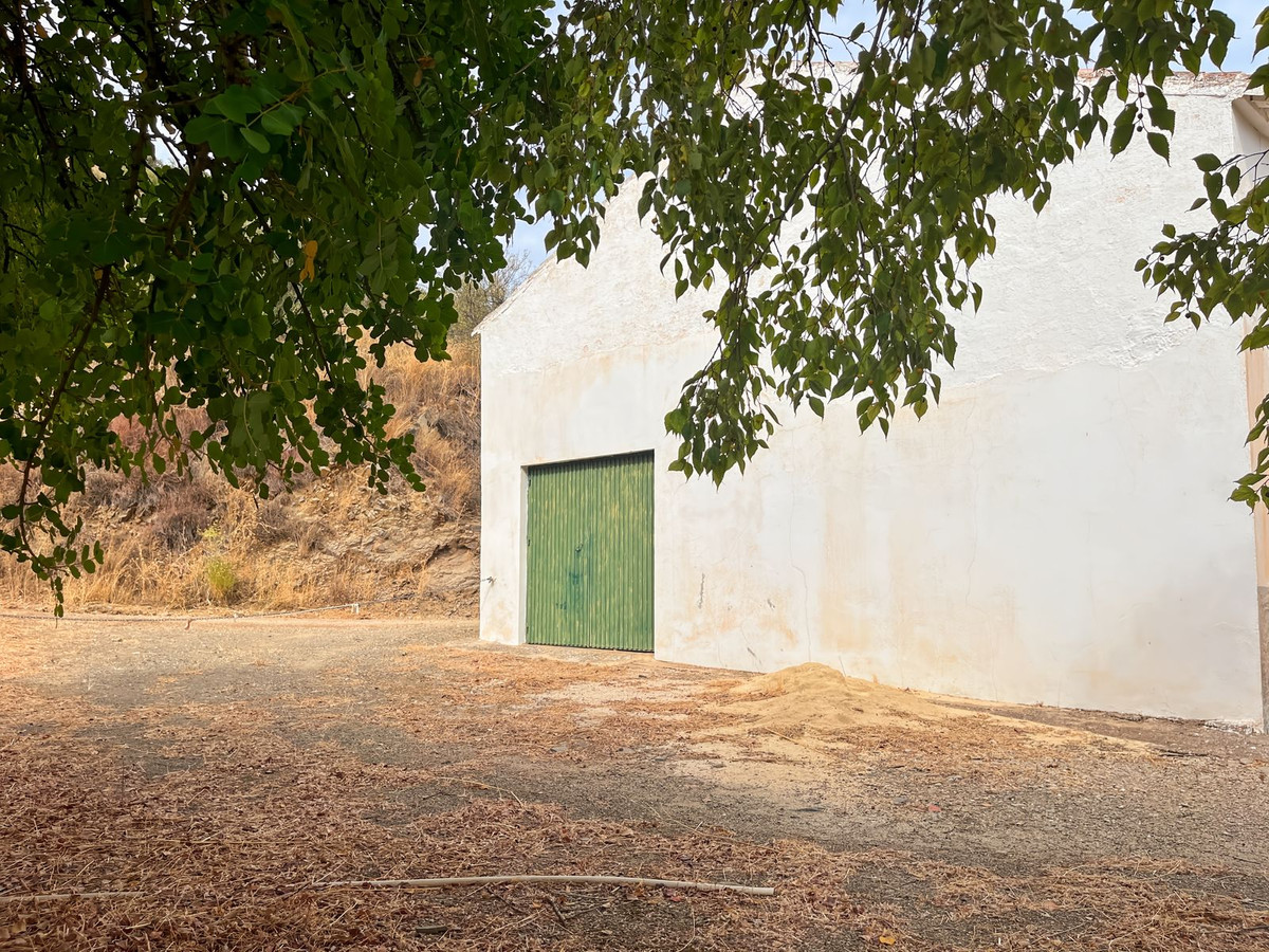 Te koop Finca - Cortijo Costa Del Sol Málaga € 194.500,-