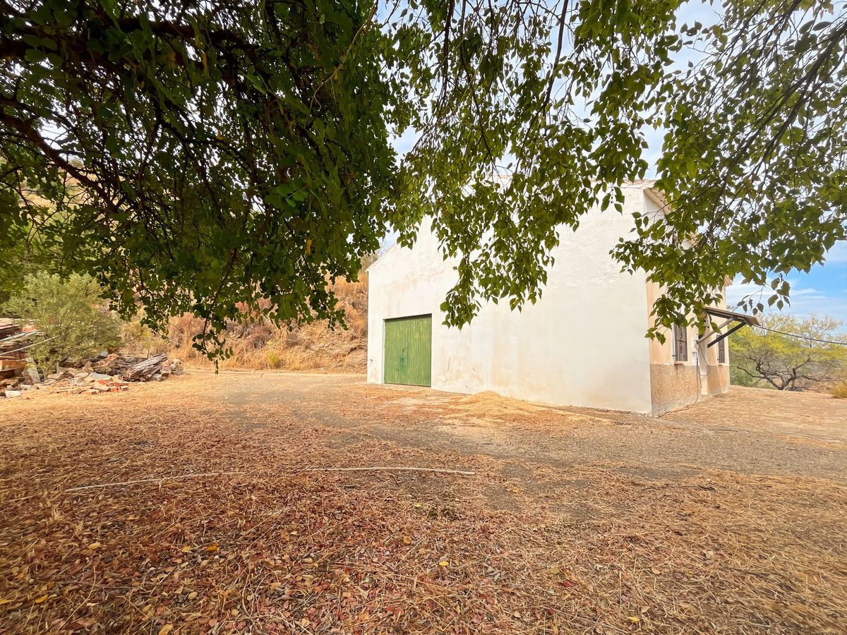 Te koop Finca - Cortijo Costa Del Sol Málaga € 194.500,-
