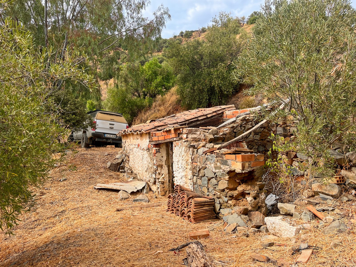 Te koop Finca - Cortijo Costa Del Sol Málaga € 194.500,-