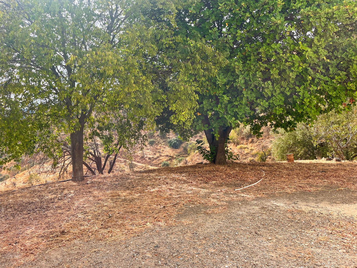 Te koop Finca - Cortijo Costa Del Sol Málaga € 194.500,-