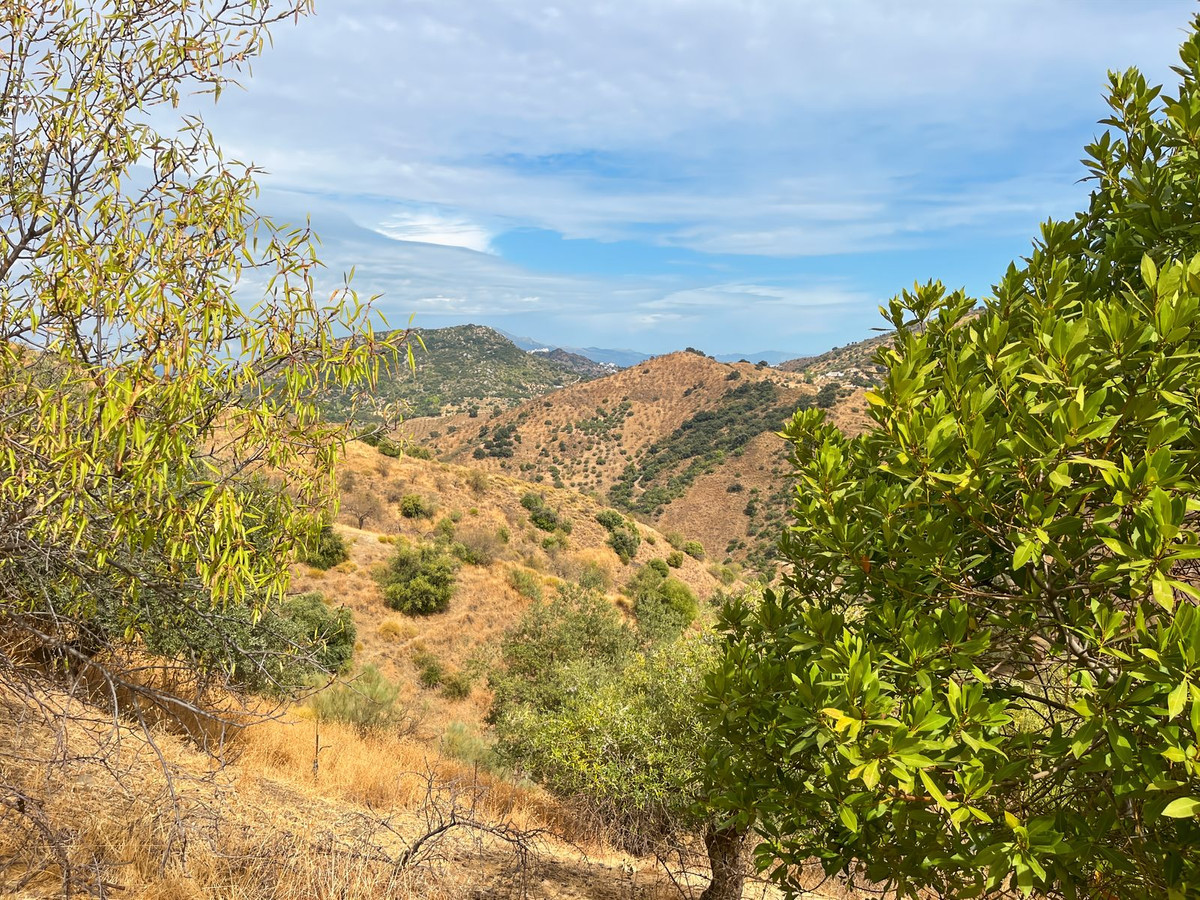 Te koop Finca - Cortijo Costa Del Sol Málaga € 194.500,-