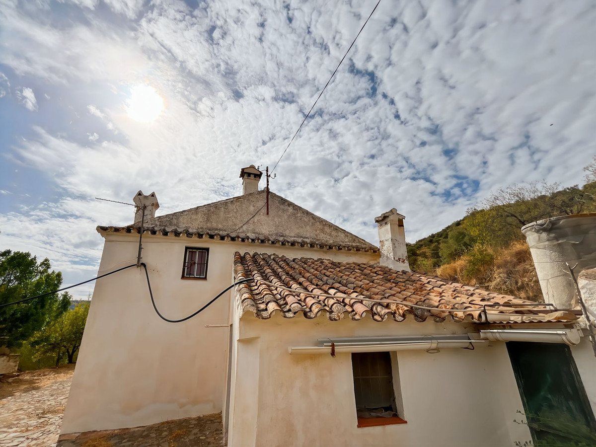 Te koop Finca - Cortijo Costa Del Sol Málaga € 194.500,-