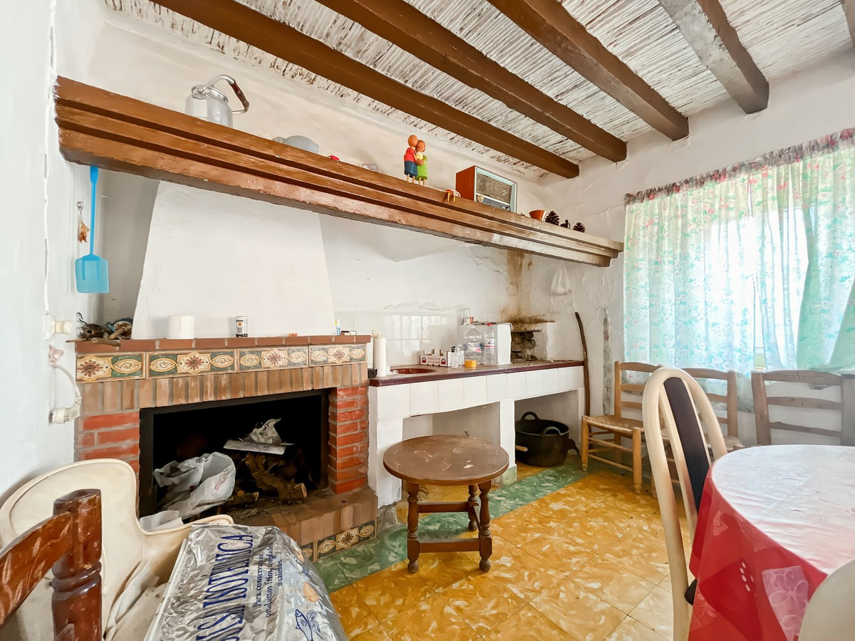 Te koop Finca - Cortijo Costa Del Sol Málaga € 194.500,-