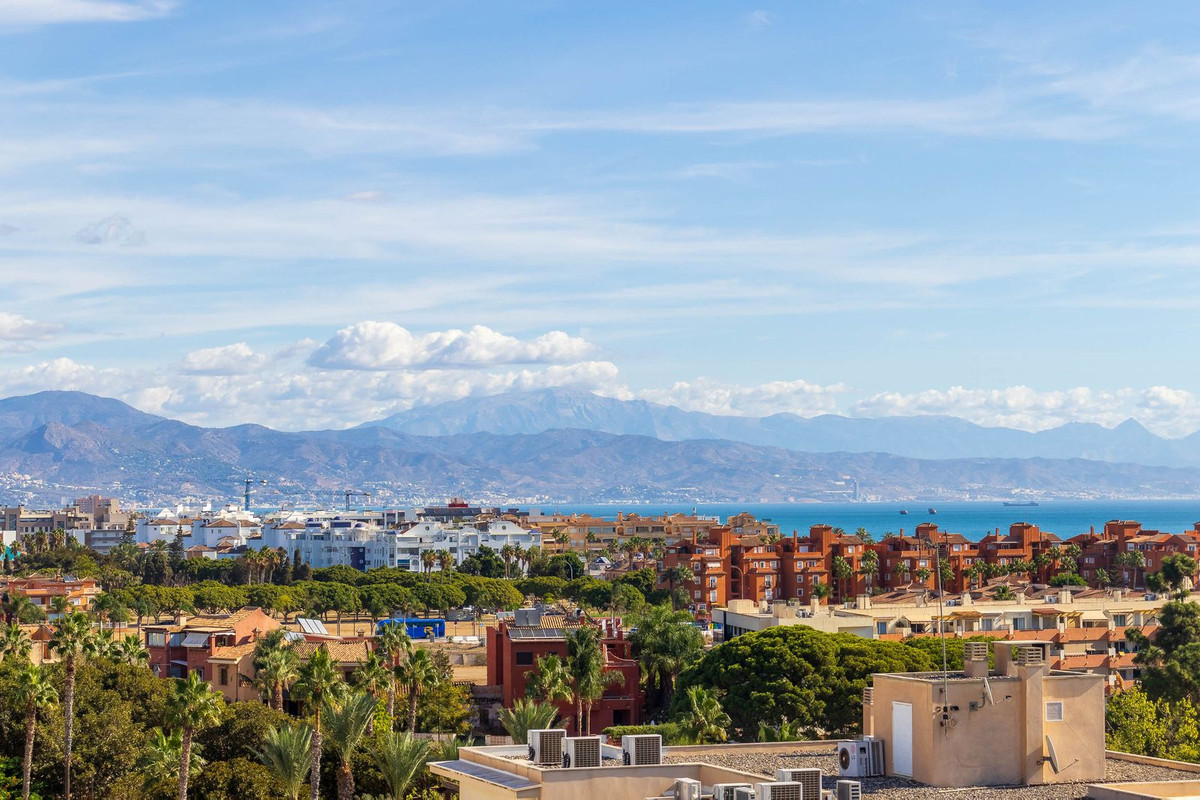 Te koop Middle Floor Apartment Costa Del Sol Torremolinos € 679.000,-