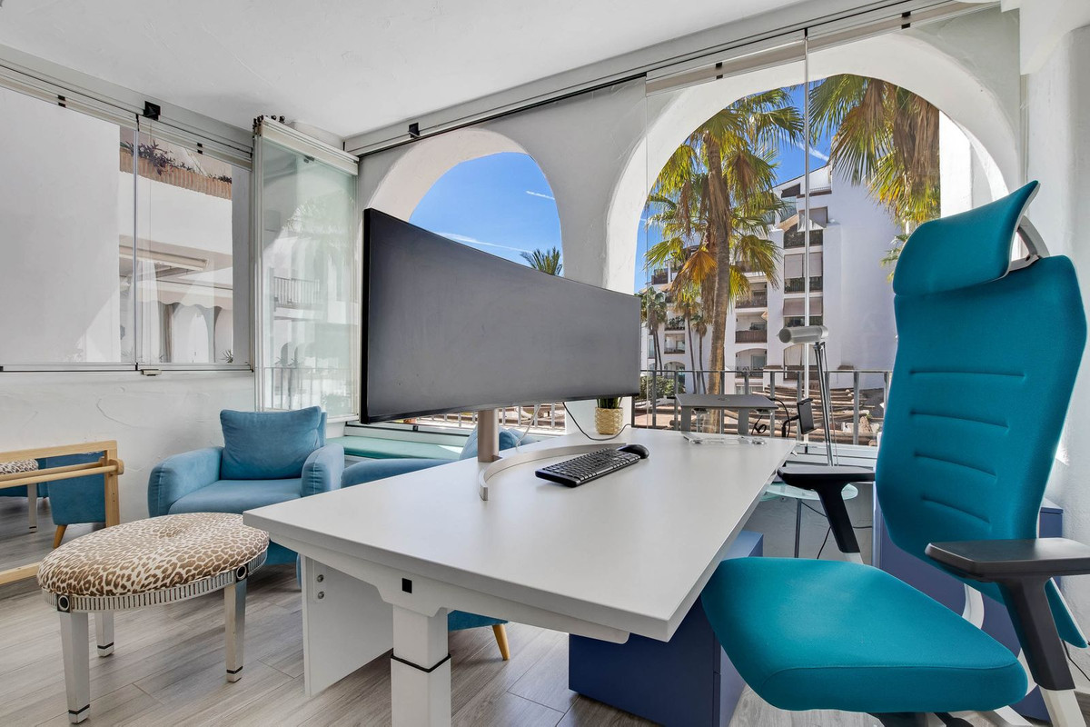 Te koop Middle Floor Apartment Costa Del Sol Torremolinos € 679.000,-