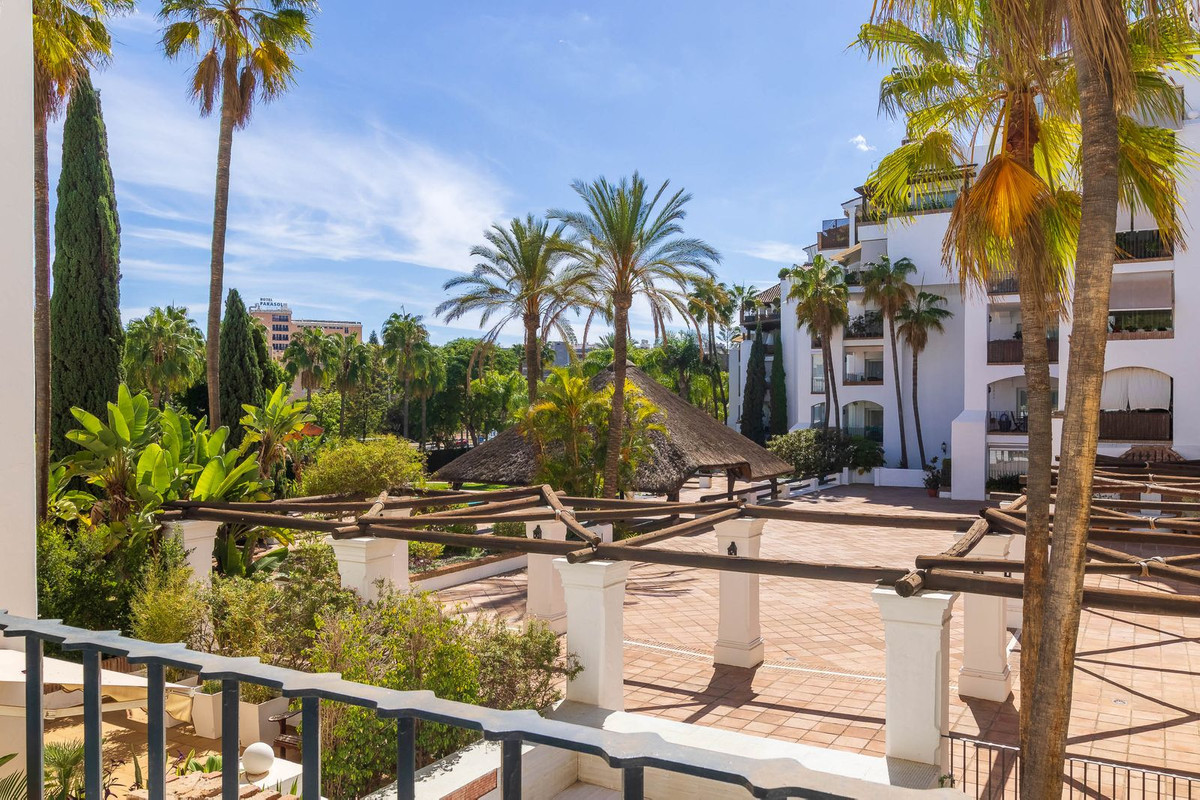 Te koop Middle Floor Apartment Costa Del Sol Torremolinos € 679.000,-