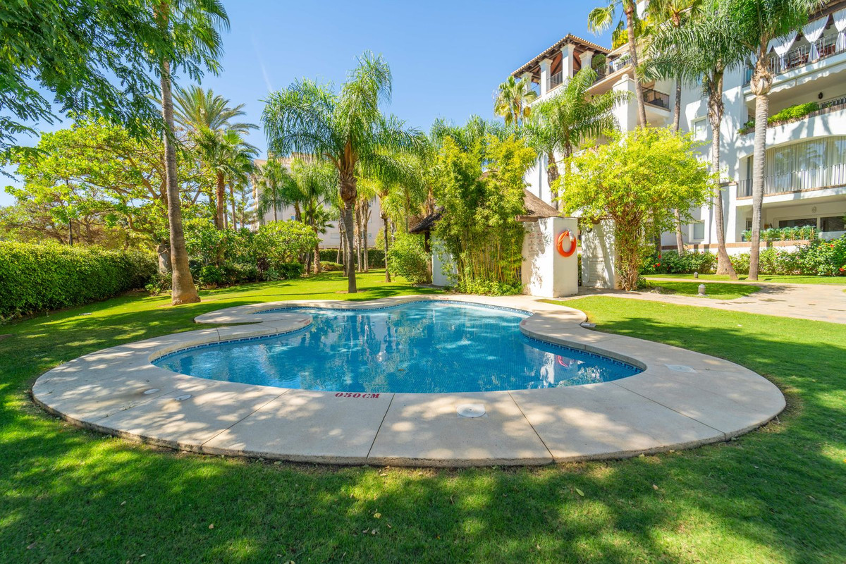 Te koop Middle Floor Apartment Costa Del Sol Torremolinos € 679.000,-