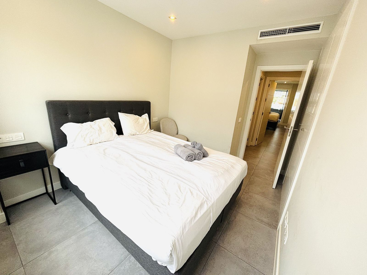 Te koop Middle Floor Apartment Costa Del Sol La Cala De Mijas € 665.000,-