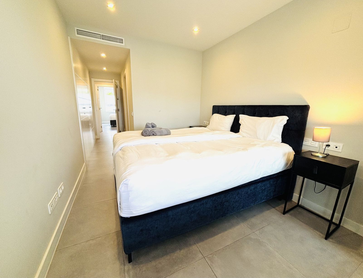 Te koop Middle Floor Apartment Costa Del Sol La Cala De Mijas € 665.000,-