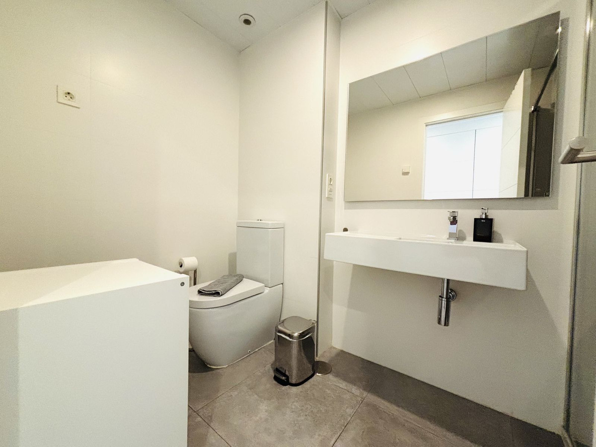 Te koop Middle Floor Apartment Costa Del Sol La Cala De Mijas € 665.000,-