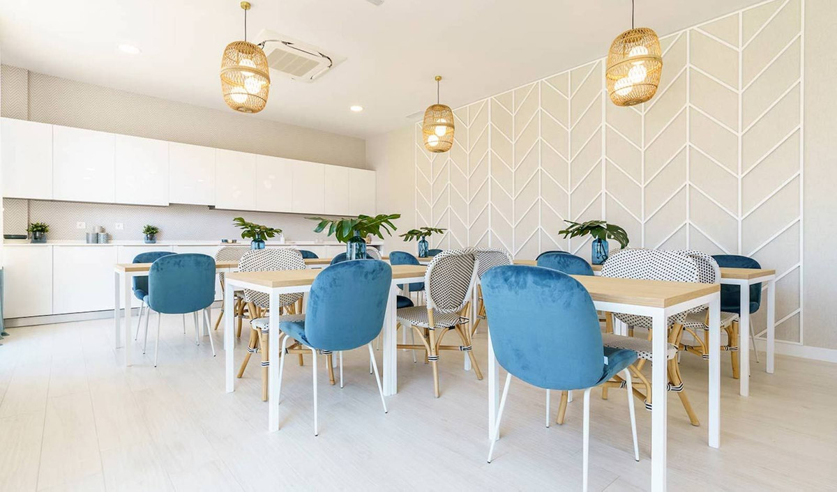 Te koop Middle Floor Apartment Costa Del Sol La Cala De Mijas € 665.000,-