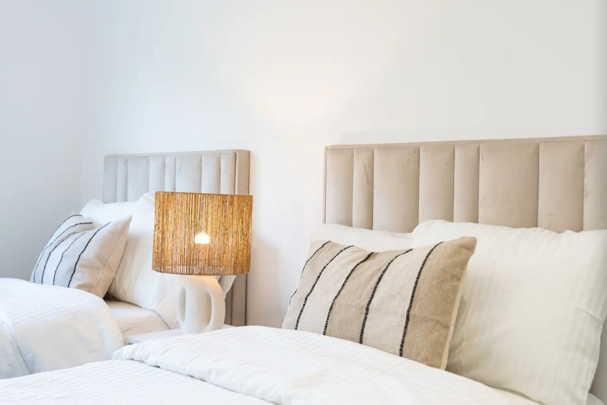 Te koop Middle Floor Apartment Costa Del Sol La Cala De Mijas € 575.000,-