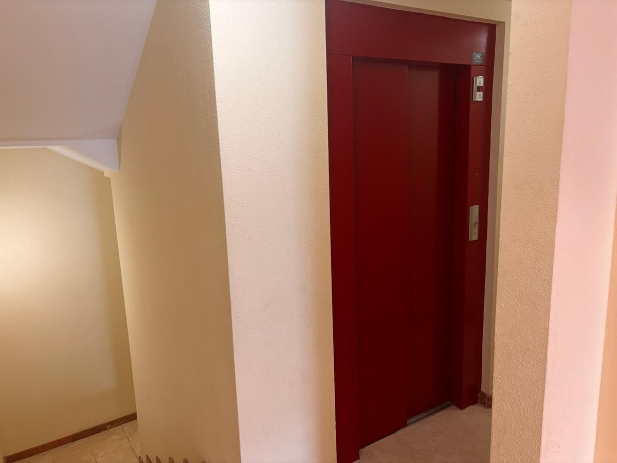 Te koop Middle Floor Apartment Costa Del Sol Ojén € 230.000,-