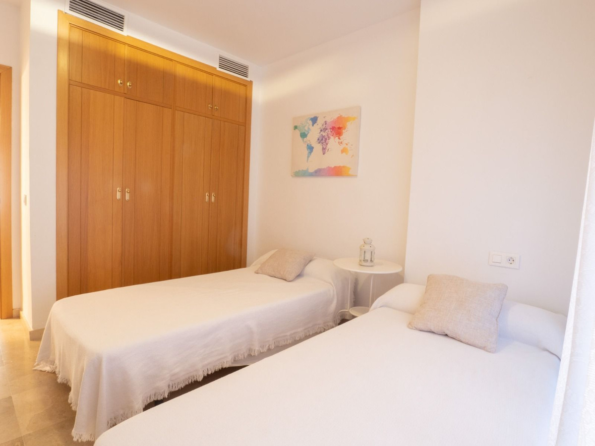 Te koop Middle Floor Apartment Costa Del Sol Torreblanca € 314.000,-