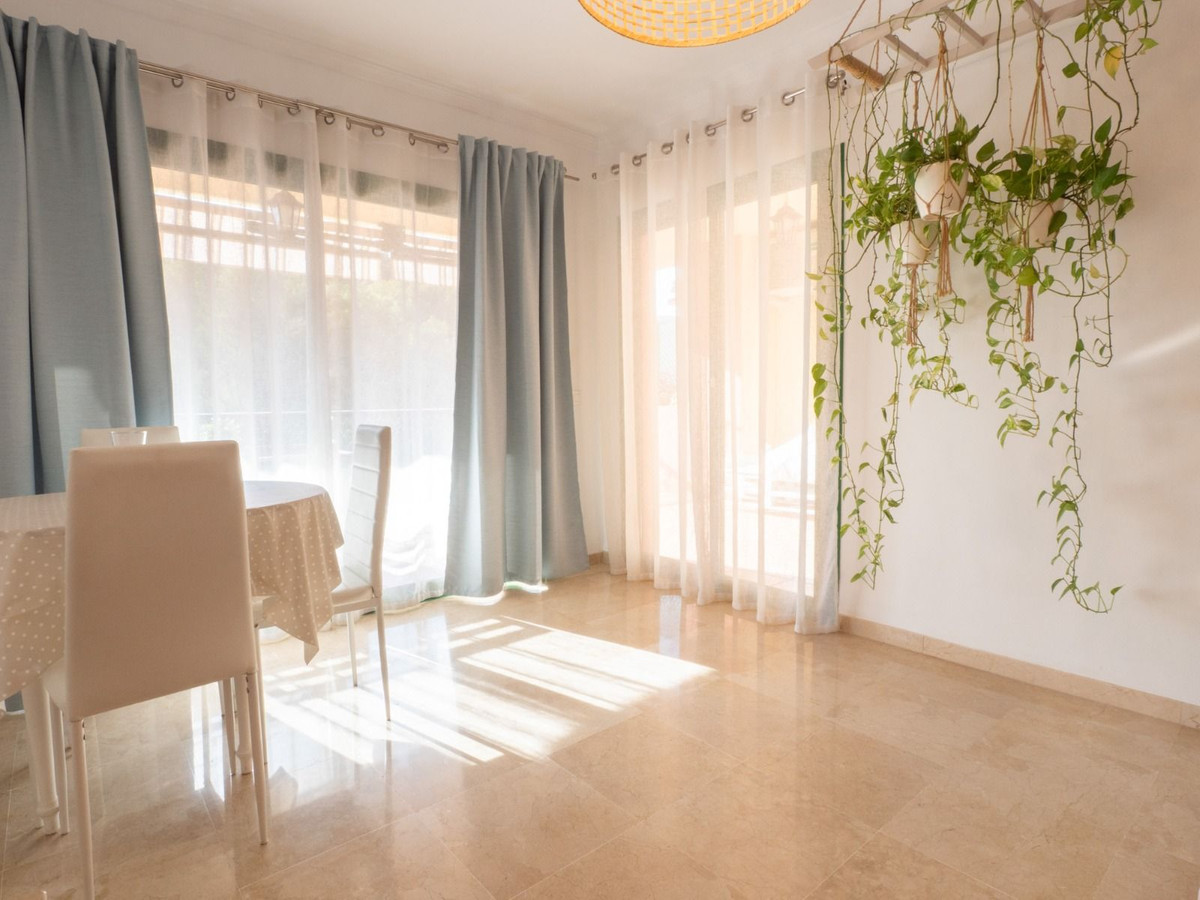 Te koop Middle Floor Apartment Costa Del Sol Torreblanca € 314.000,-