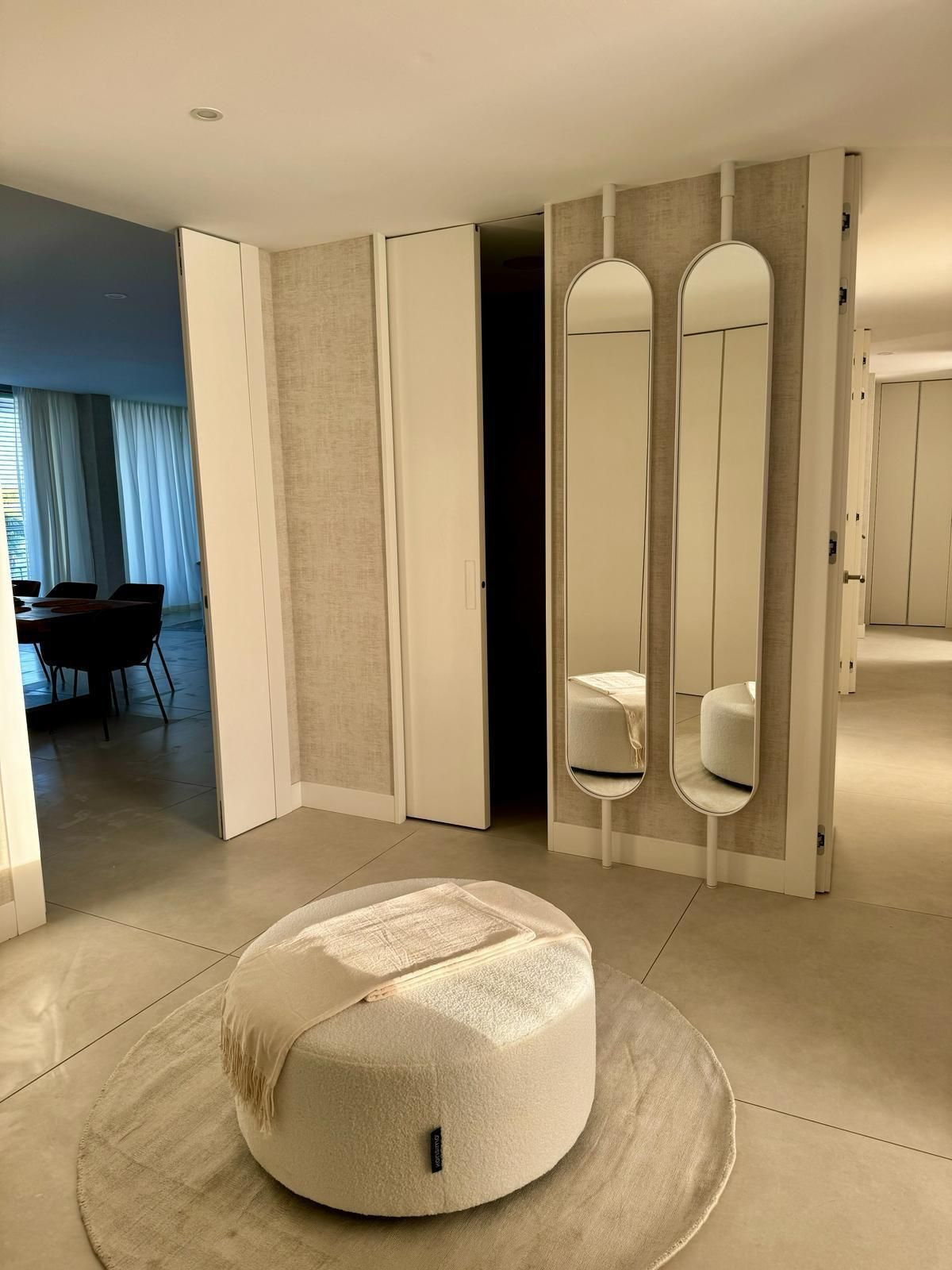 Te koop Middle Floor Apartment Costa Del Sol Estepona € 1.700.000,-