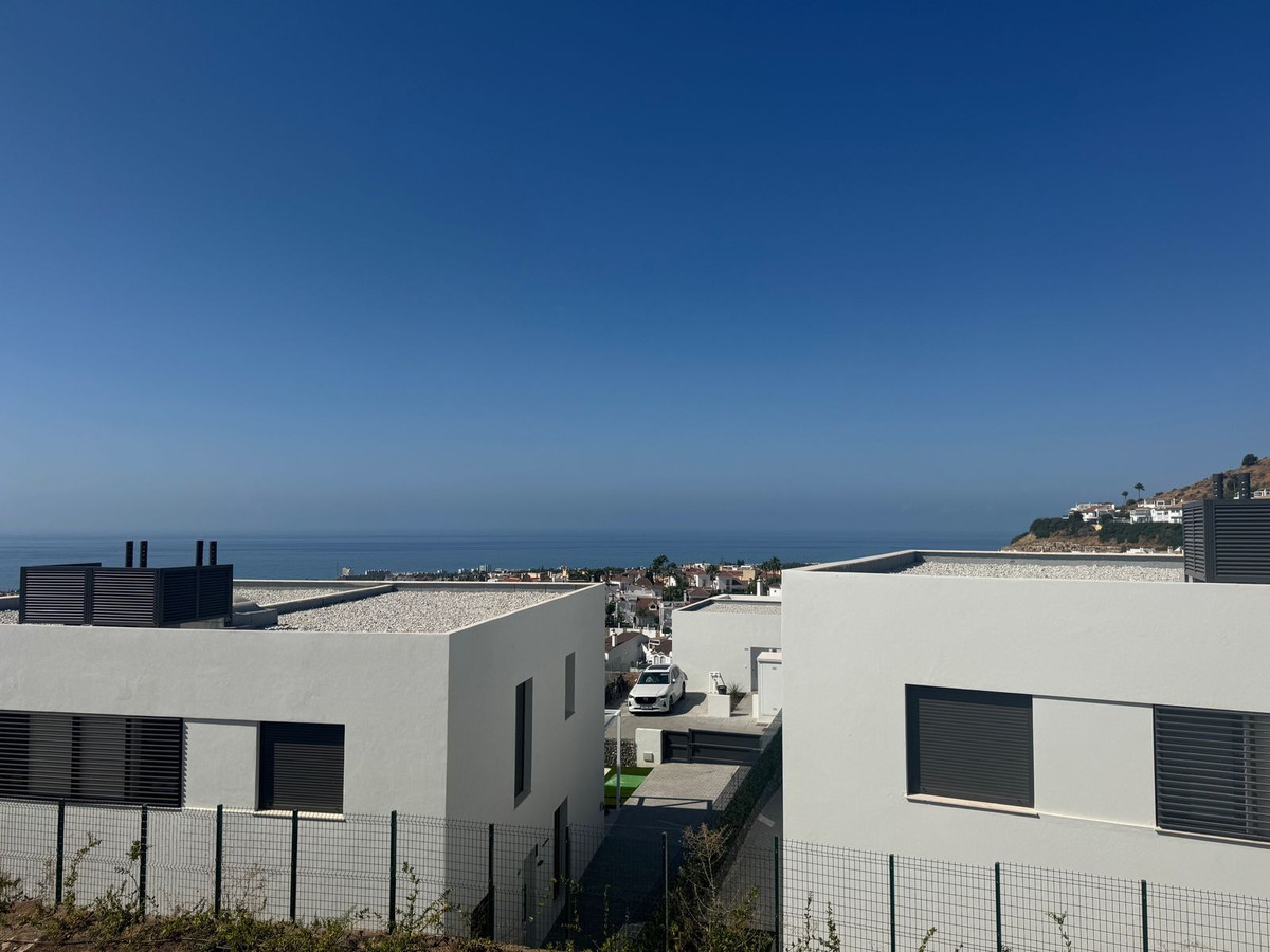 Te koop Herenhuis Costa Del Sol Riviera Del Sol € 635.000,-