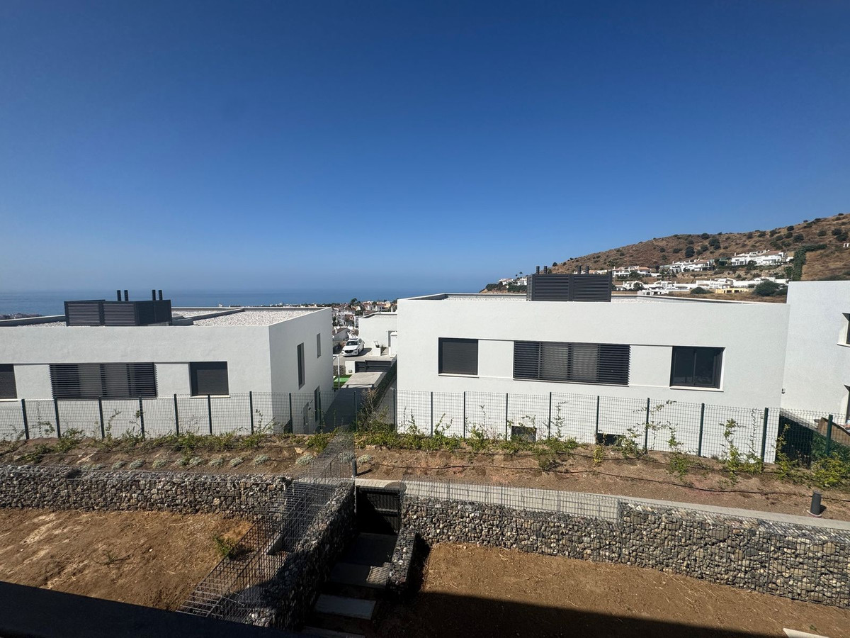 Te koop Herenhuis Costa Del Sol Riviera Del Sol € 635.000,-