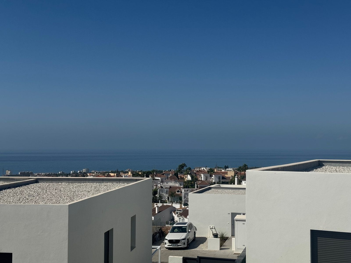 Te koop Herenhuis Costa Del Sol Riviera Del Sol € 635.000,-