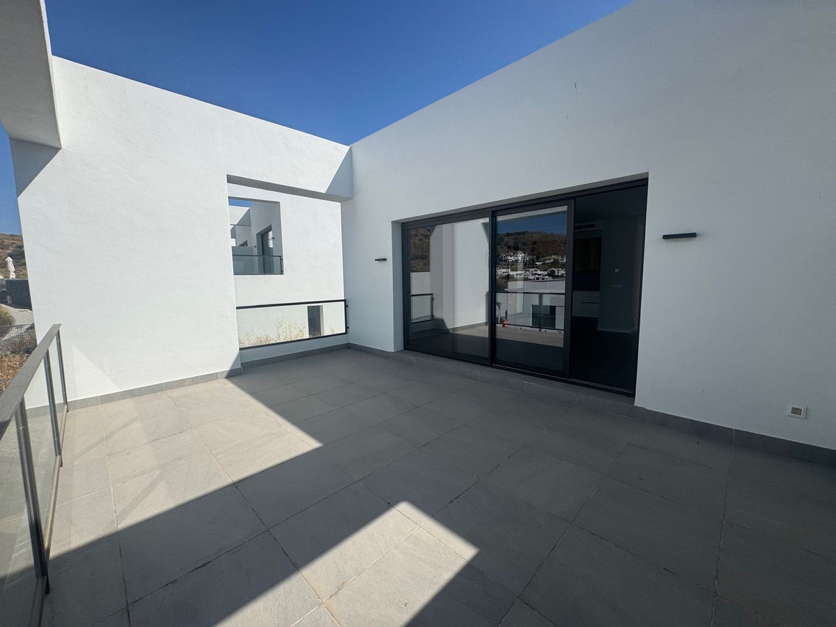 Te koop Herenhuis Costa Del Sol Riviera Del Sol € 635.000,-