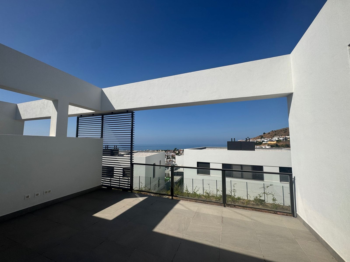 Te koop Herenhuis Costa Del Sol Riviera Del Sol € 635.000,-