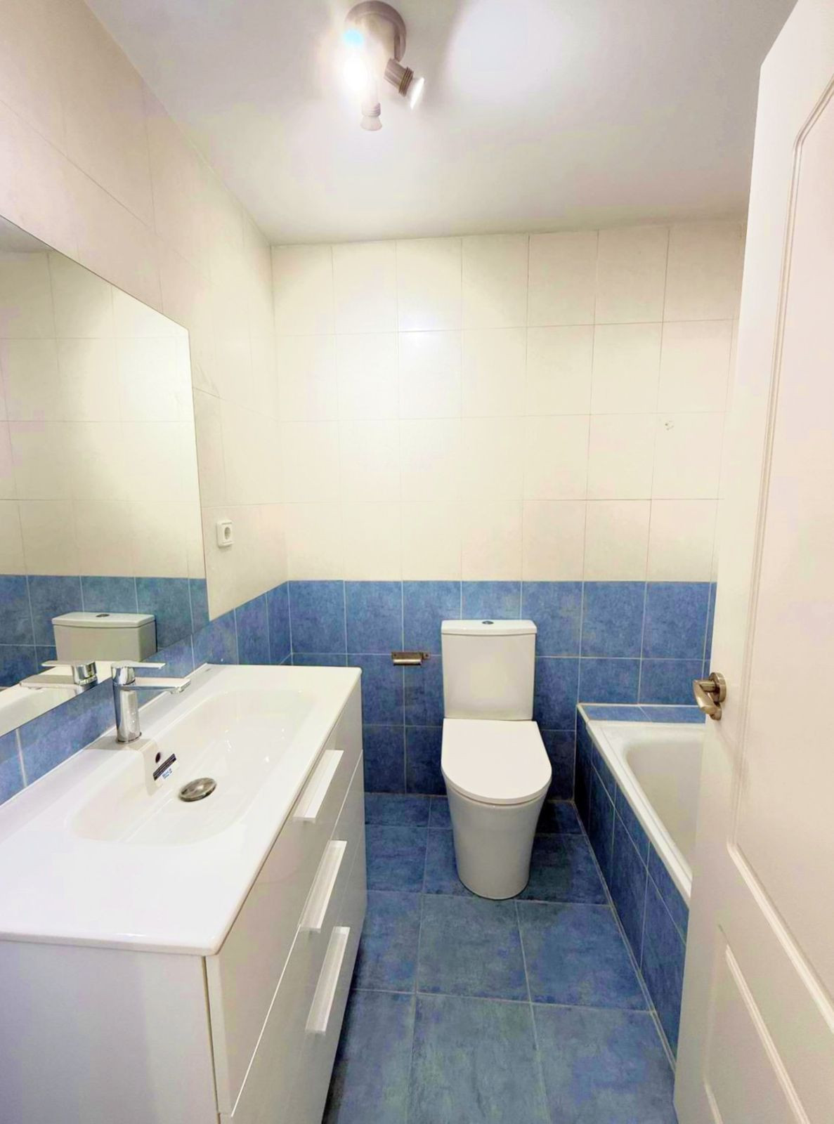 Te koop Penthouse Duplex Costa Del Sol Casares Playa € 349.000,-