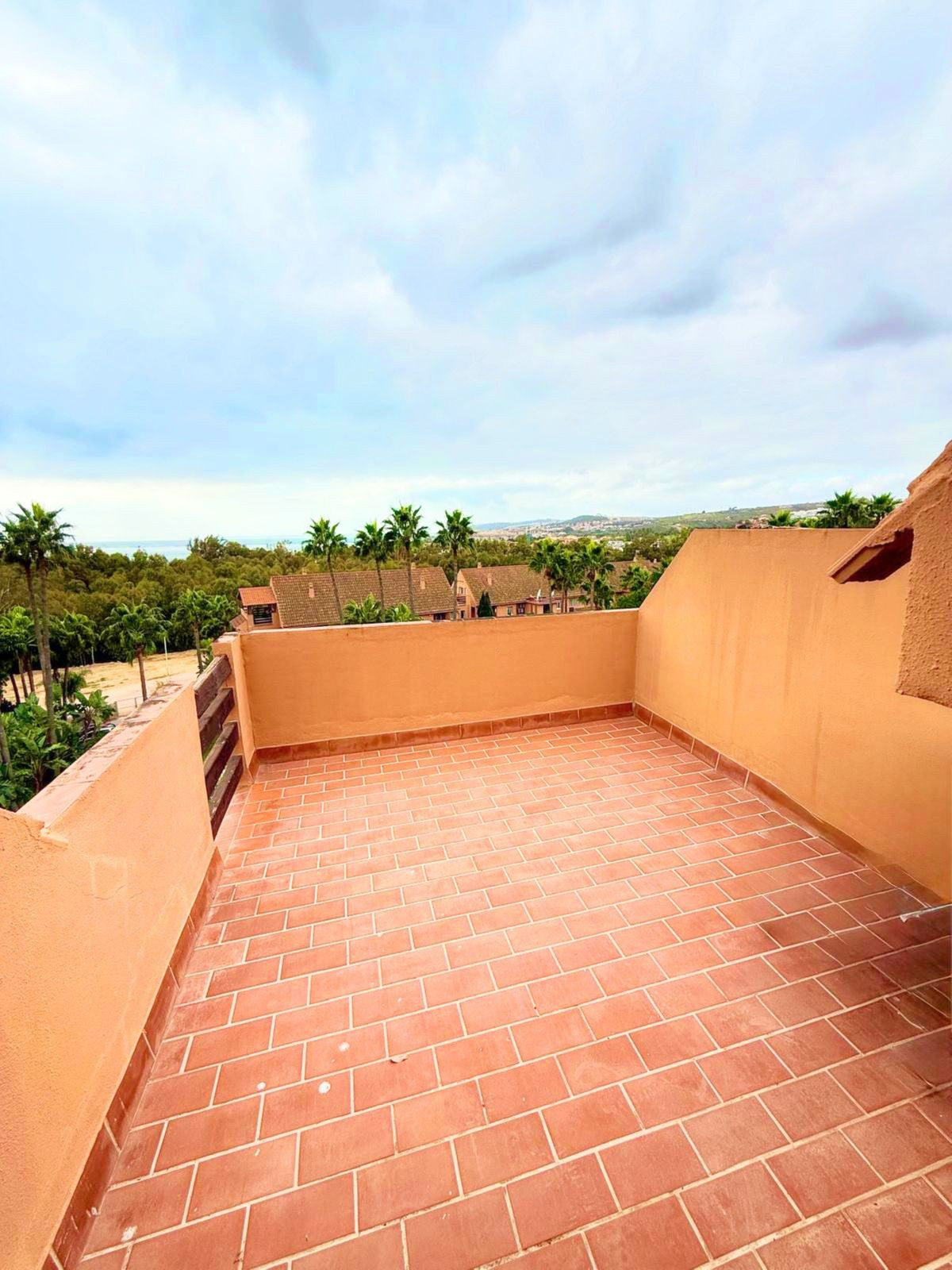 Te koop Penthouse Duplex Costa Del Sol Casares Playa € 349.000,-