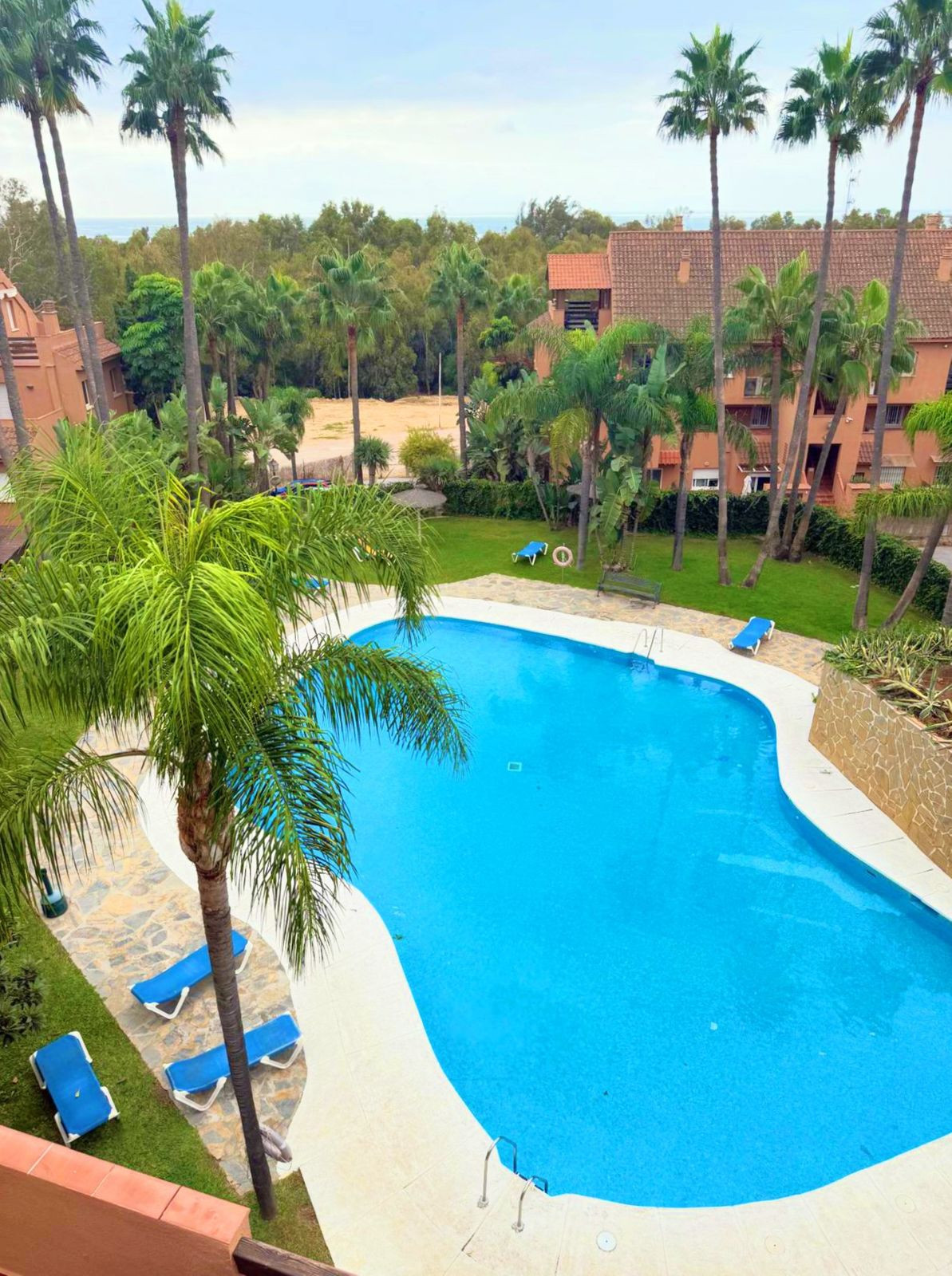 Te koop Penthouse Duplex Costa Del Sol Casares Playa € 349.000,-