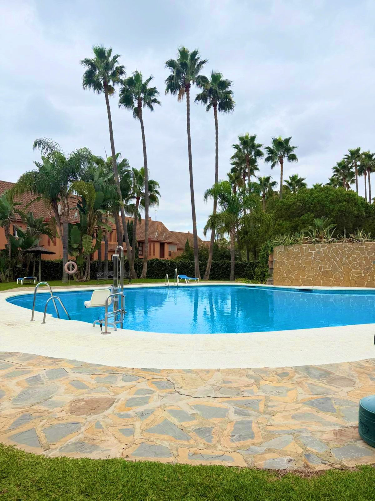 Te koop Penthouse Duplex Costa Del Sol Casares Playa € 349.000,-