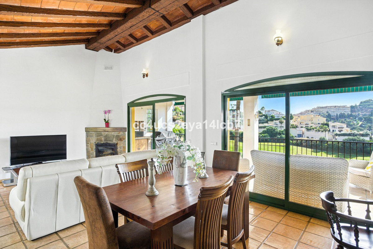 Te koop Half vrijstaand huis Costa Del Sol Riviera Del Sol € 539.000,-