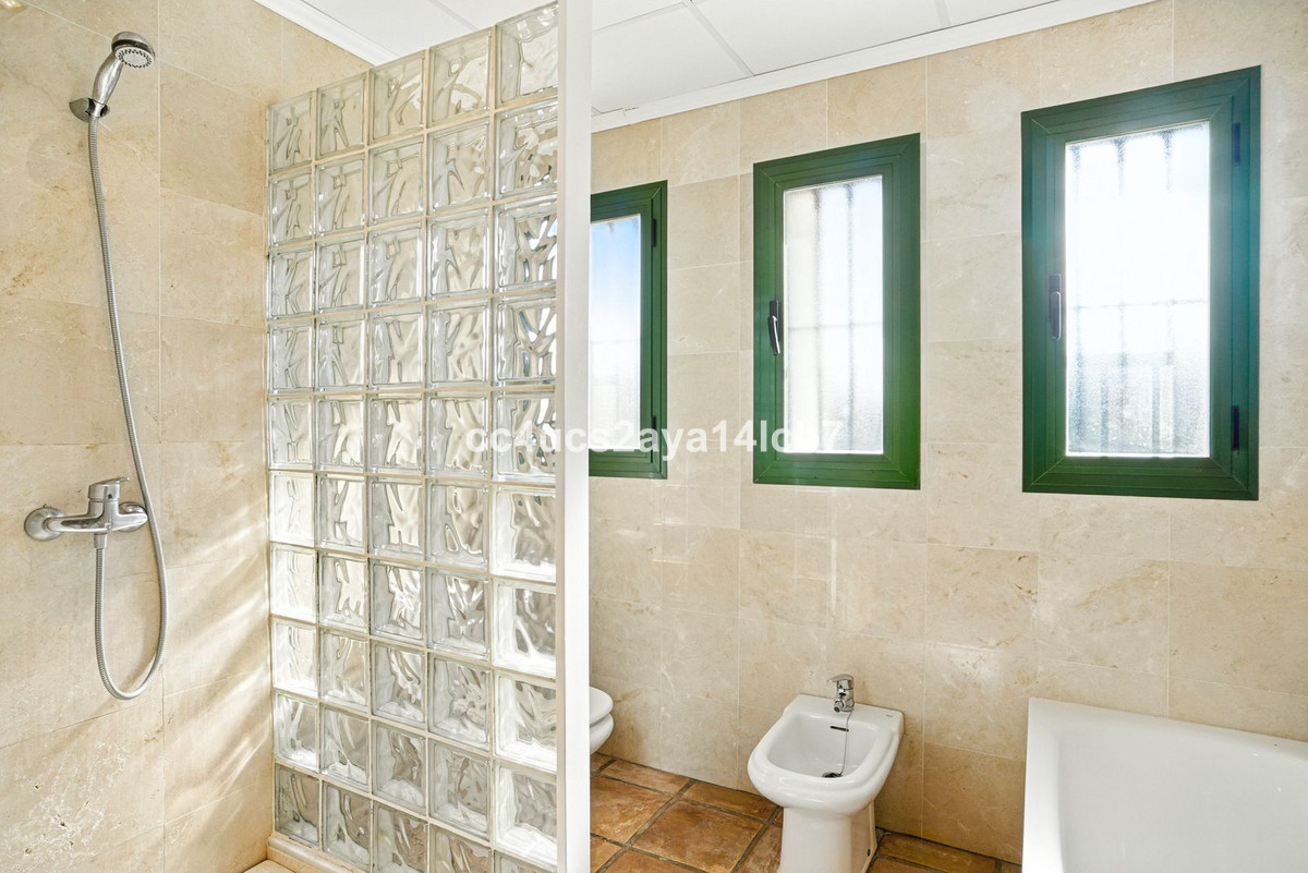 Te koop Half vrijstaand huis Costa Del Sol Riviera Del Sol € 539.000,-