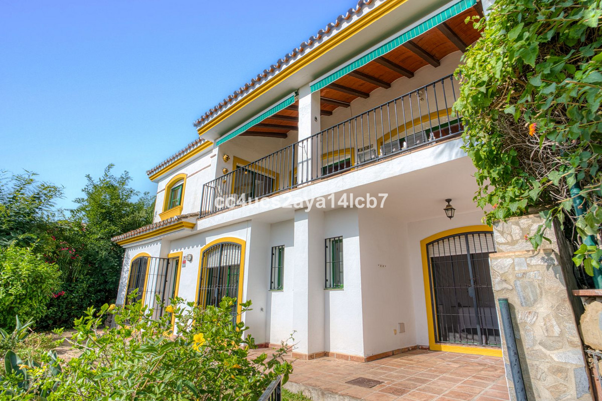 Te koop Half vrijstaand huis Costa Del Sol Riviera Del Sol € 539.000,-