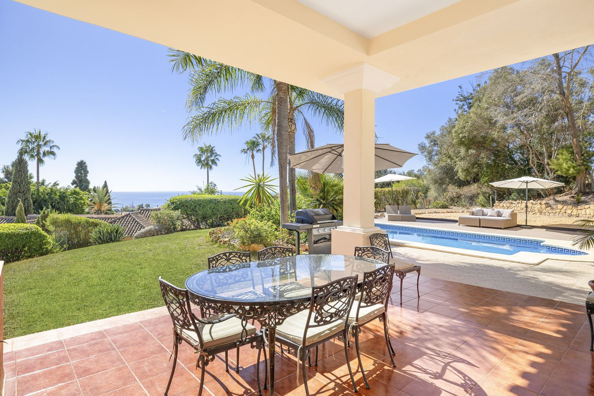 Te koop Vrijstaande Villa Costa Del Sol Hacienda Las Chapas € 1.995.000,-