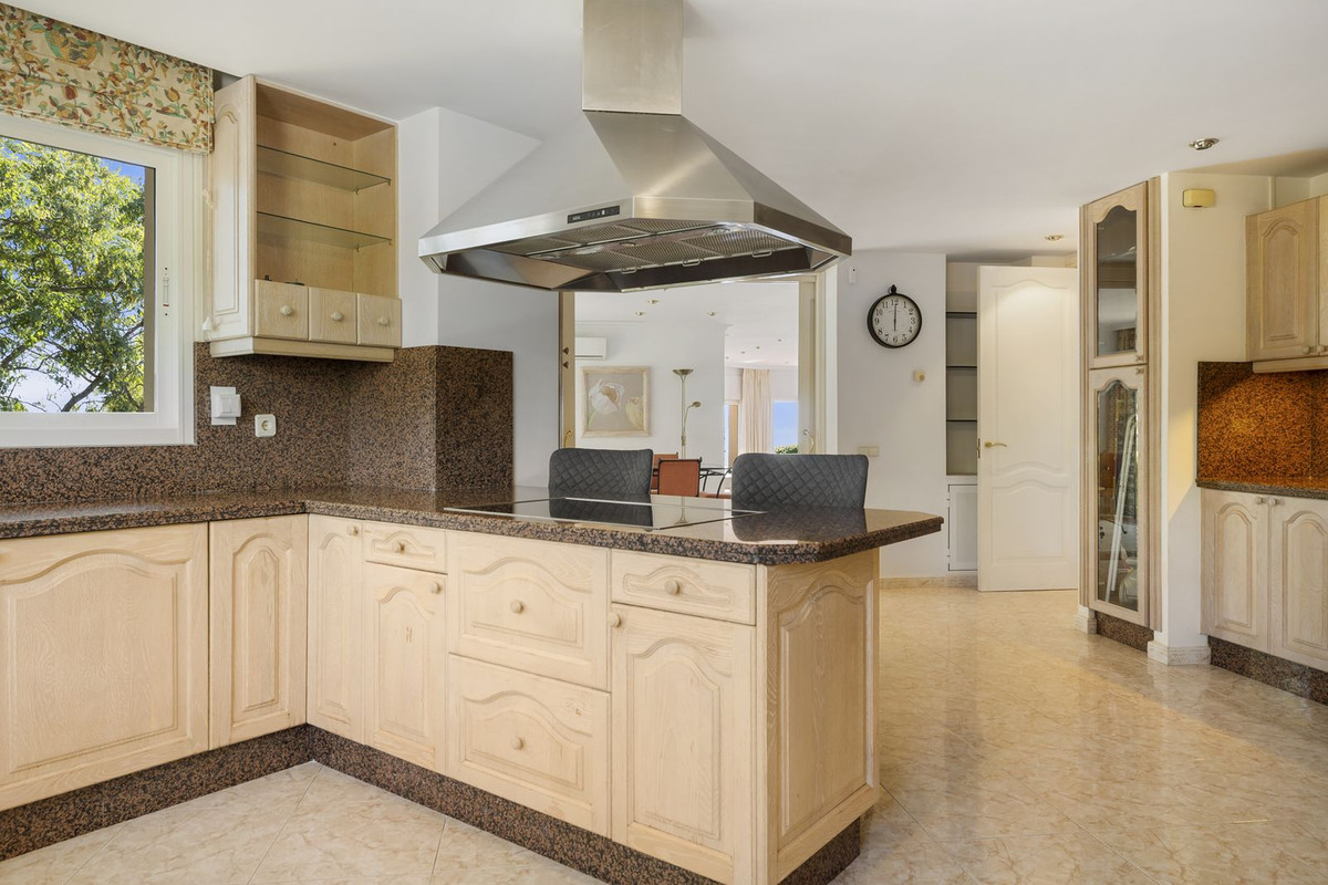 Te koop Vrijstaande Villa Costa Del Sol Hacienda Las Chapas € 1.995.000,-