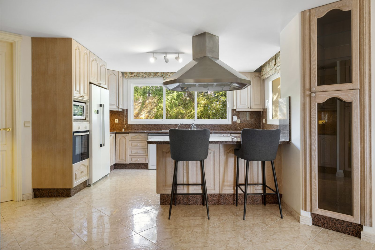 Te koop Vrijstaande Villa Costa Del Sol Hacienda Las Chapas € 1.995.000,-