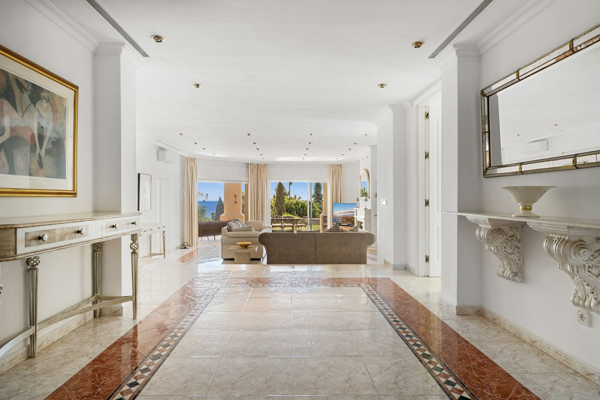 Te koop Vrijstaande Villa Costa Del Sol Hacienda Las Chapas € 1.995.000,-