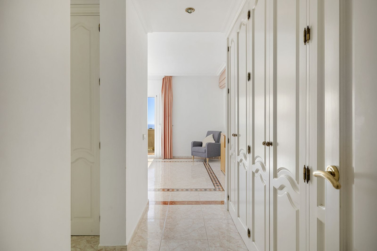 Te koop Vrijstaande Villa Costa Del Sol Hacienda Las Chapas € 1.995.000,-