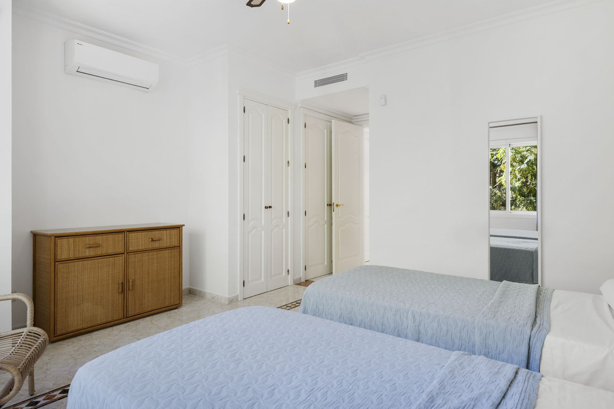 Te koop Vrijstaande Villa Costa Del Sol Hacienda Las Chapas € 1.995.000,-