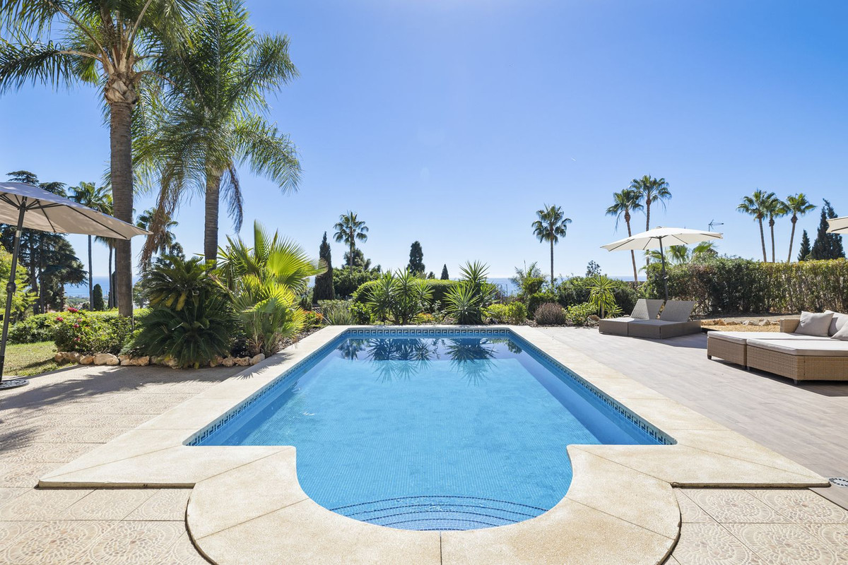 Te koop Vrijstaande Villa Costa Del Sol Hacienda Las Chapas € 1.995.000,-