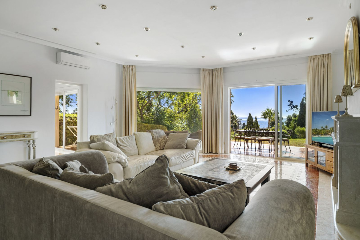 Te koop Vrijstaande Villa Costa Del Sol Hacienda Las Chapas € 1.995.000,-