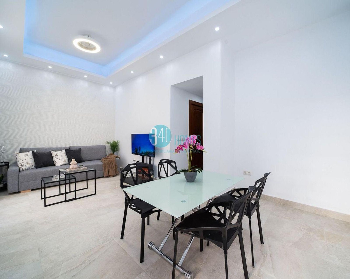 Te koop Gelijkvloers appartement Costa Del Sol Los Boliches € 199.000,-