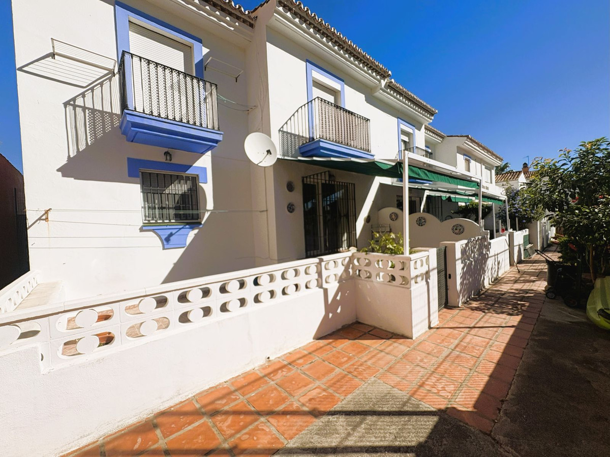 Te koop Gelijkvloers appartement Costa Del Sol La Duquesa € 275.000,-