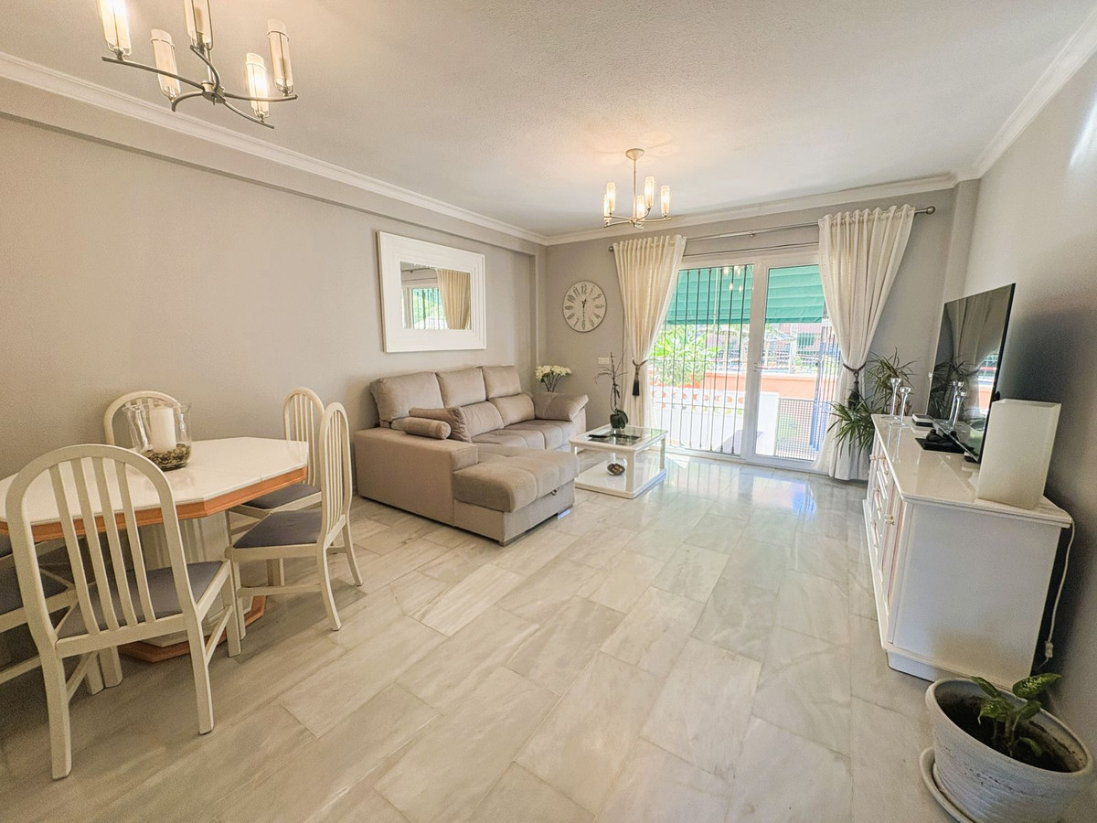 Te koop Gelijkvloers appartement Costa Del Sol La Duquesa € 275.000,-