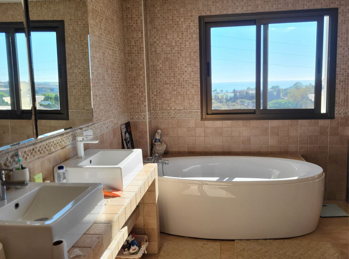 Te koop Vrijstaande Villa Costa Del Sol Marbella € 1.850.000,-